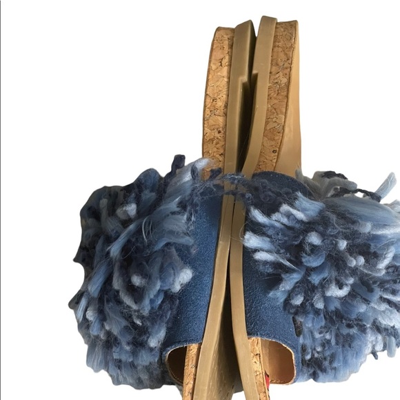 UGG Willow K Denim Blue/Samba Red Suede Girls size 4 - Picture 5 of 11